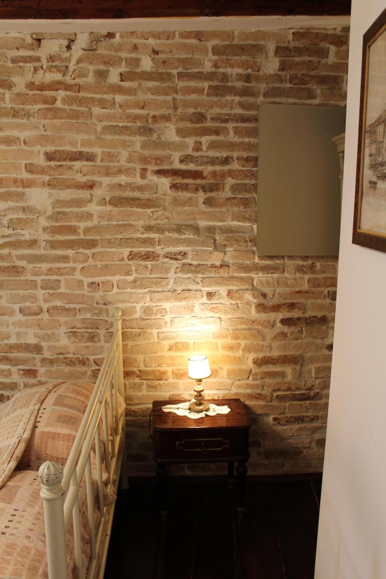 Rooms Da Angelica Old City โรวีน ภายนอก รูปภาพ